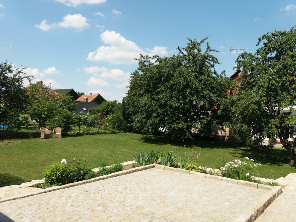 Villa Magdalena Kutna Hora Luaran gambar