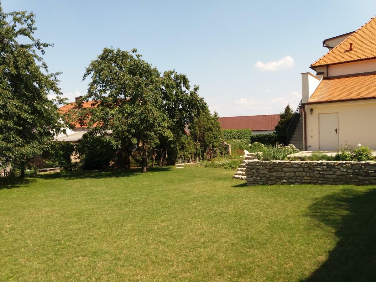 Villa Magdalena Kutna Hora Luaran gambar